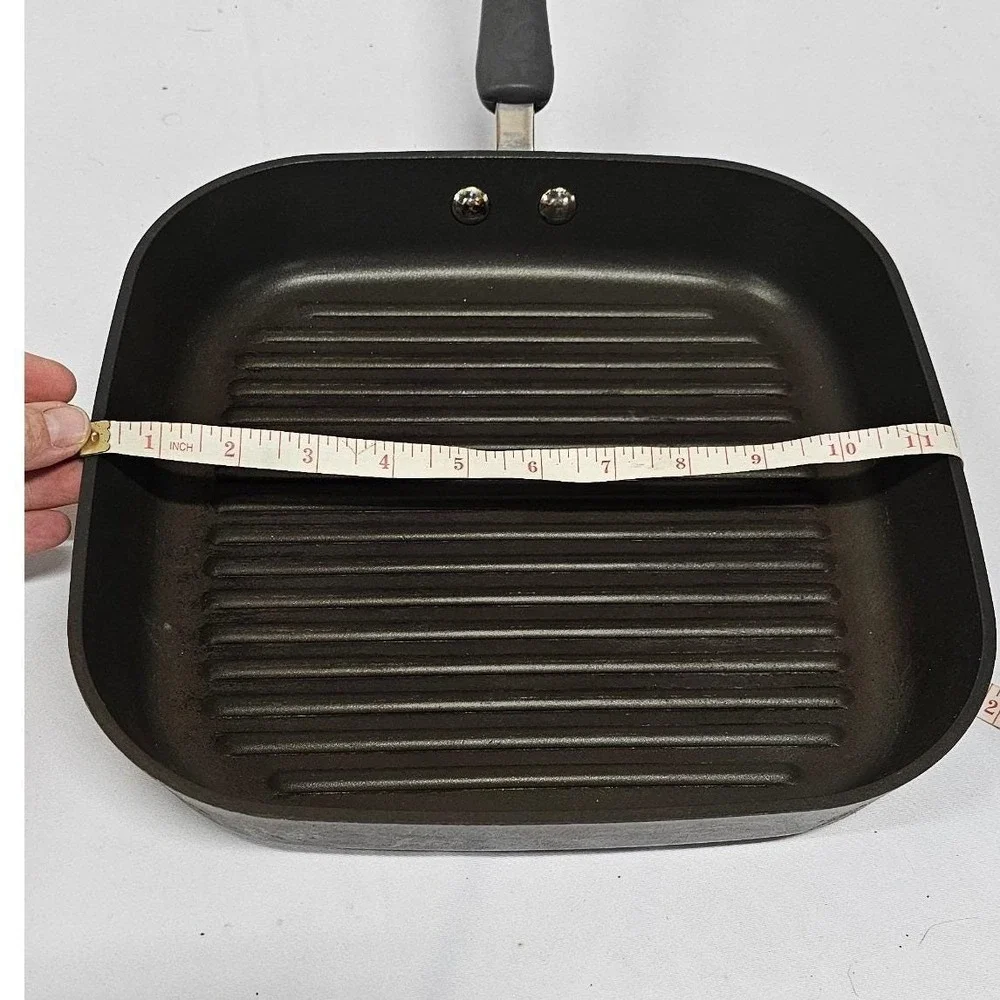 The Pampered Chef 11 Inch Square Grill‎ Pan Hard Anodized Aluminum Stovetop Gray